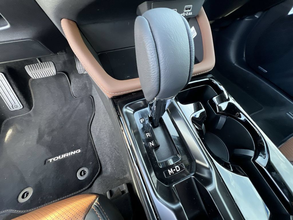 Certified 2026 Subaru Forester Touring AWD/4WD image 16