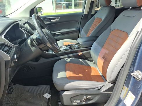Used 2018 Ford Edge SEL w/ Equipment Group 201A AWD/4WD image 11