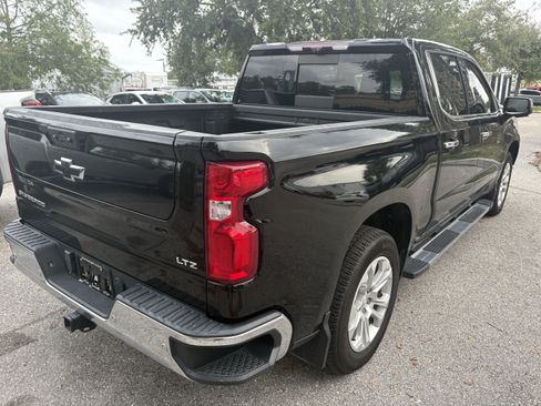 Used 2022 Chevrolet Silverado 1500 LTZ w/ LTZ Premium Package RWD image 7