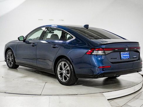 Certified 2025 Honda Accord EX-L image 6