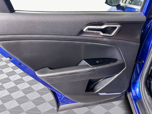 Used 2023 Kia Sportage EX image 26