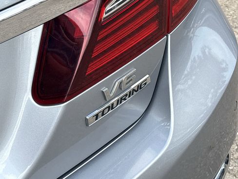 Used 2017 Honda Accord Touring image 21