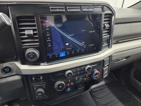 Used 2023 Ford F250 XLT w/ XLT Premium Package image 11