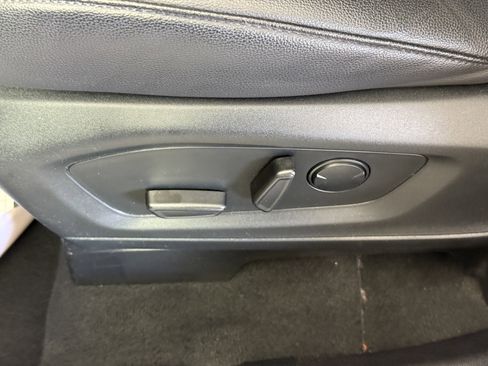 Certified 2022 Ford Explorer ST w/ Equipment Group 401A image 18