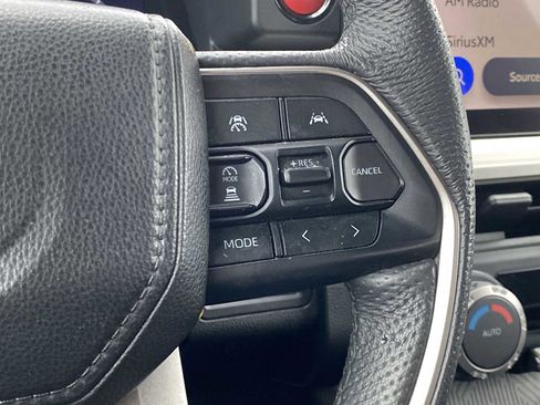 Used 2024 Toyota Tacoma TRD Off-Road image 23