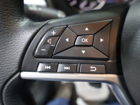 Used 2025 Nissan Altima 2.5 SV image 33