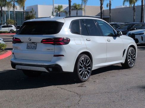 Certified 2024 BMW X5 xDrive40i w/ M Sport Package image 10