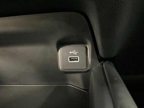 Certified 2024 Honda HR-V Sport image 25