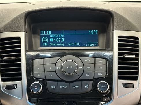 Used 2011 Chevrolet Cruze LT image 7