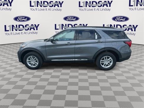 Certified 2025 Ford Explorer Active image 4