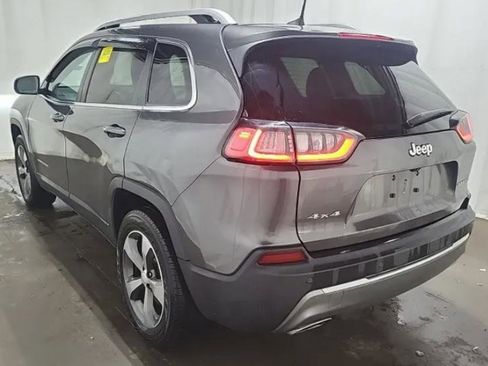 Used 2020 Jeep Cherokee Limited image 2