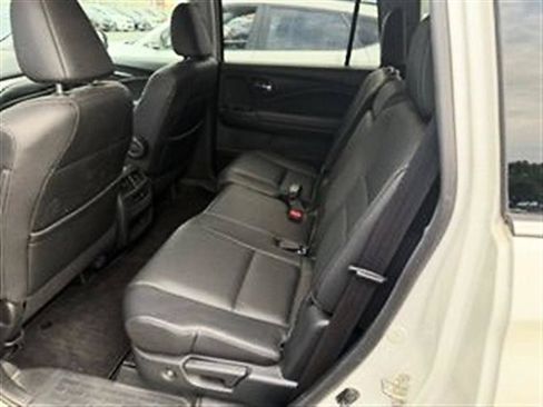 Used 2017 Honda Pilot EX-L image 6