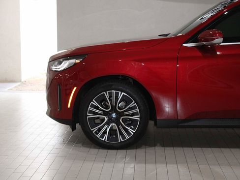 Certified 2025 BMW X3 xDrive30i image 4