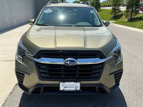 Used 2025 Subaru Ascent Premium AWD/4WD image 8