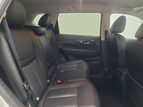 Used 2019 Nissan Rogue SL image 19