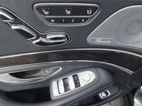 Used 2015 Mercedes-Benz S 550 Sedan w/ Premium 1 Package image 19