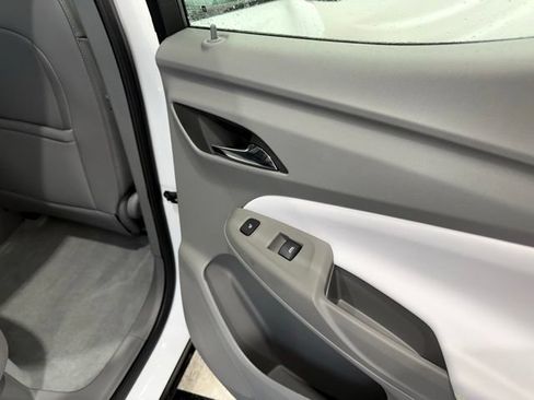 Used 2023 Chevrolet Bolt EUV Premier w/ Sun & Sound Package FWD image 24