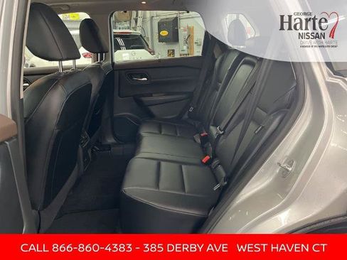 Certified 2023 Nissan Rogue SV w/ SV Premium B Package AWD/4WD image 24