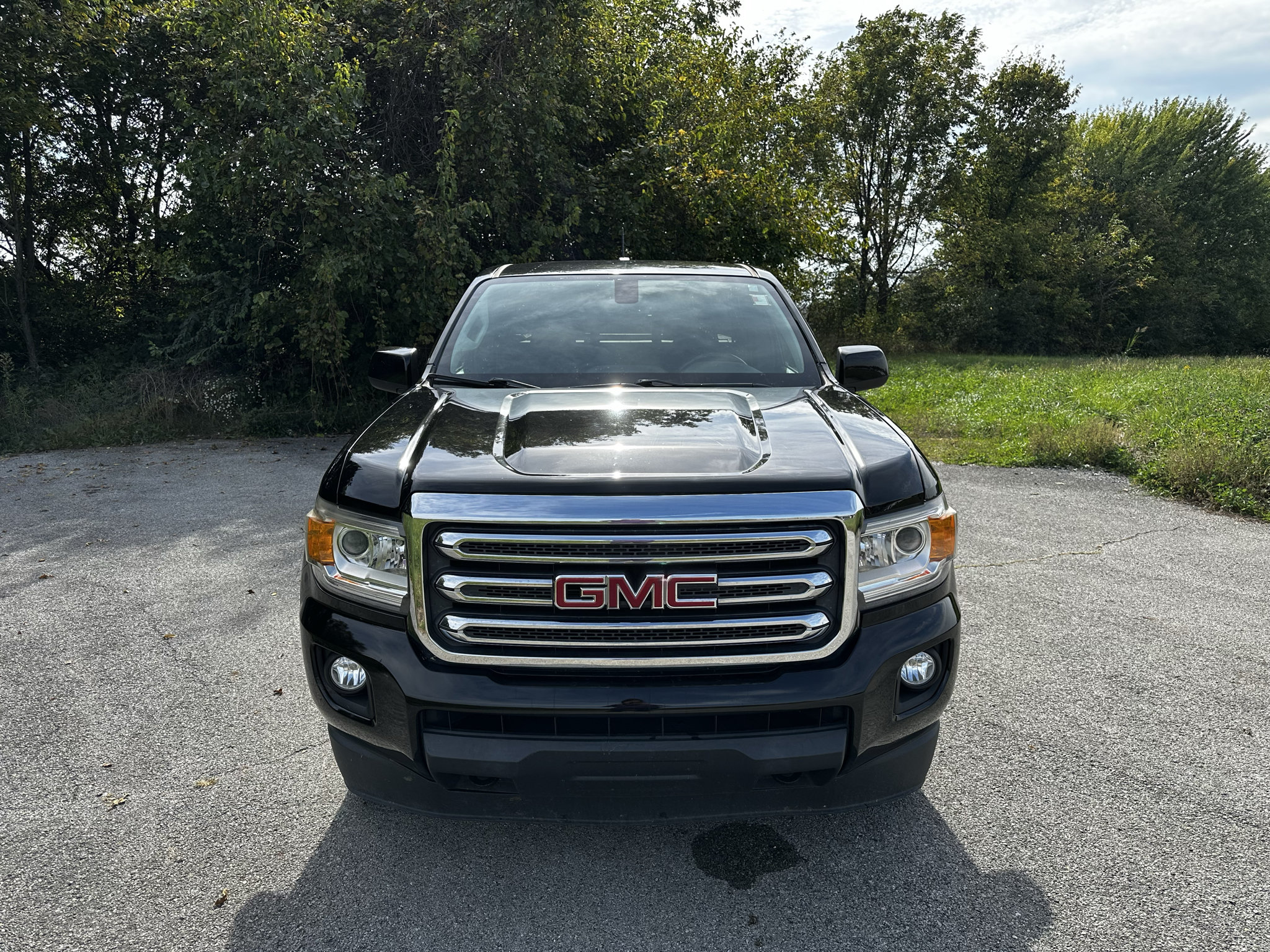 Used 2019 GMC Canyon SLE w/ SLE Convenience Package AWD/4WD image 2