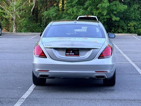 Used 2016 Mercedes-Benz S 550 4MATIC Sedan w/ Premium Package image 5