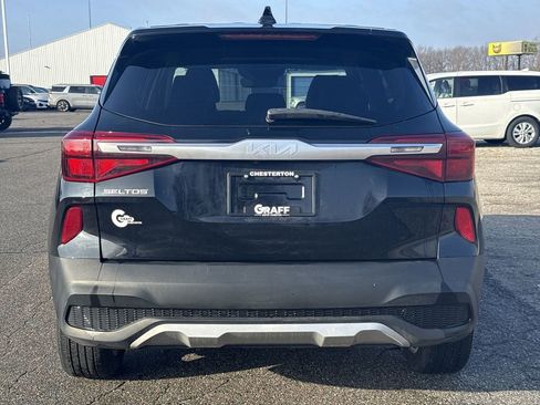 Used 2023 Kia Seltos LX AWD/4WD image 7