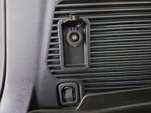 Used 2023 Subaru Ascent 8-Passenger AWD/4WD image 28