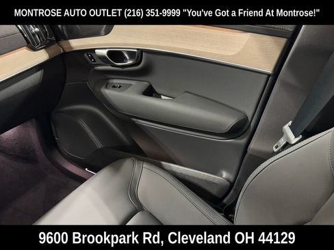 New 2026 Volvo XC90 B6 Plus w/ Protection Package Premier image 38