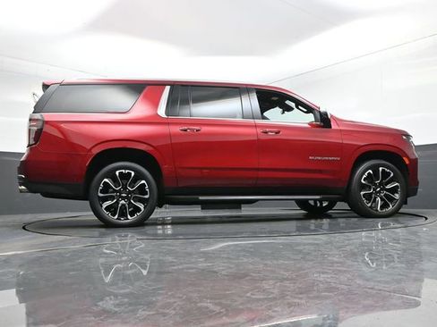 Used 2023 Chevrolet Suburban Premier w/ Premium Package AWD/4WD image 55