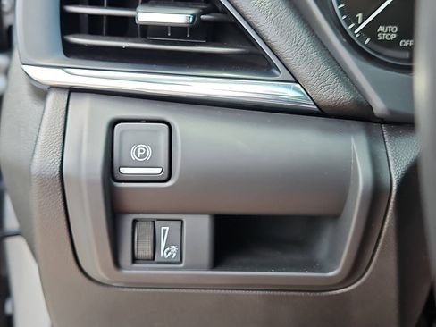 Certified 2025 Cadillac CT4 Luxury w/ Sun And Sound Package RWD image 20