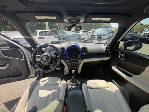 Used 2018 MINI Cooper Countryman ALL4 AWD/4WD image 11