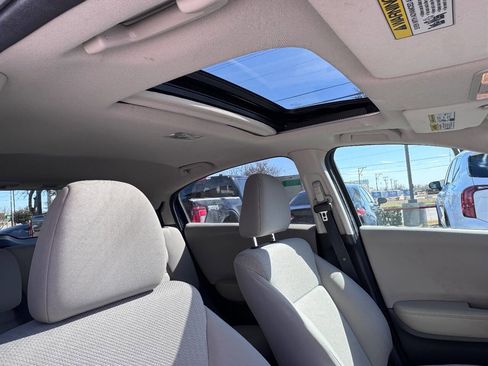 Used 2016 Honda HR-V EX image 7