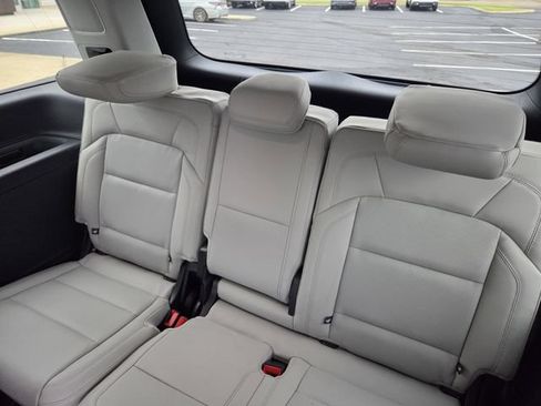 New 2026 Lincoln Navigator Reserve AWD/4WD image 16