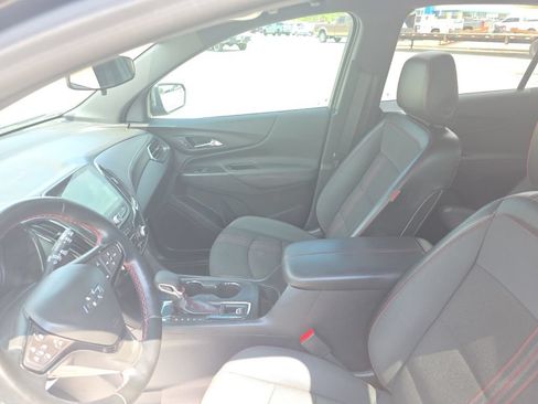 Used 2024 Chevrolet Equinox RS FWD image 9