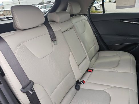 Used 2024 Kia Niro EX FWD image 14