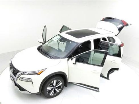 Used 2022 Nissan Rogue Platinum w/ Head-Up Display Package FWD image 44