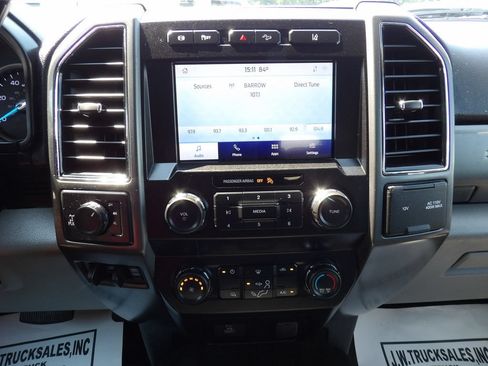 Used 2020 Ford F250 XLT w/ FX4 Off-Road Package AWD/4WD image 23