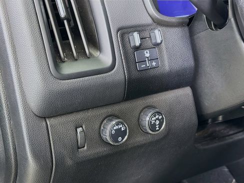 Used 2021 Chevrolet Colorado ZR2 AWD/4WD image 13