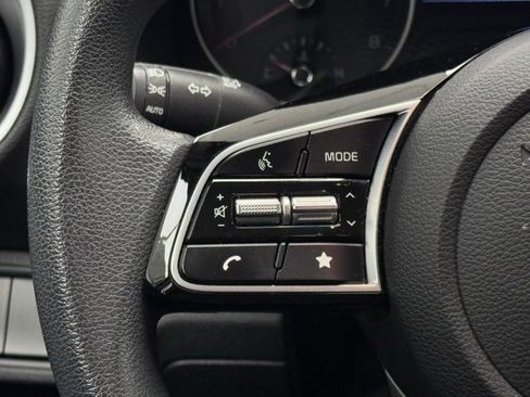 Used 2023 Kia Forte LXS image 24