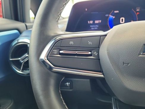 Used 2025 Chevrolet Equinox EV LT w/ Convenience Package FWD image 21