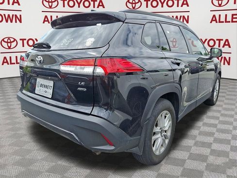 Used 2022 Toyota Corolla Cross LE AWD/4WD image 6