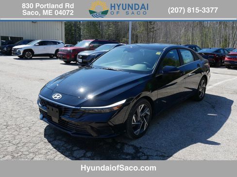 Used 2024 Hyundai Elantra Limited FWD image 2