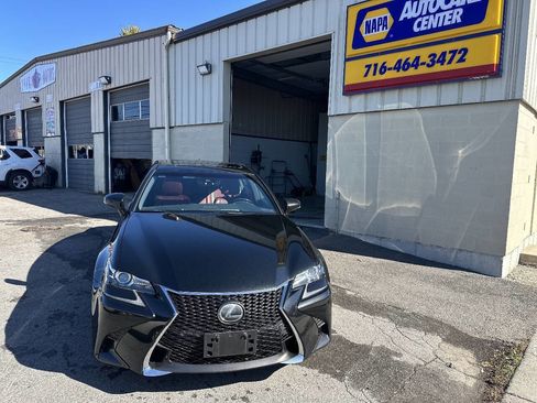 Used 2018 Lexus GS 350 F Sport image 2