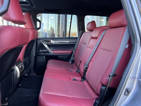 Used 2021 Lexus GX 460 Premium w/ Premium Package image 23