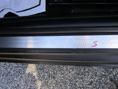 Used 2015 MINI Cooper S image 34