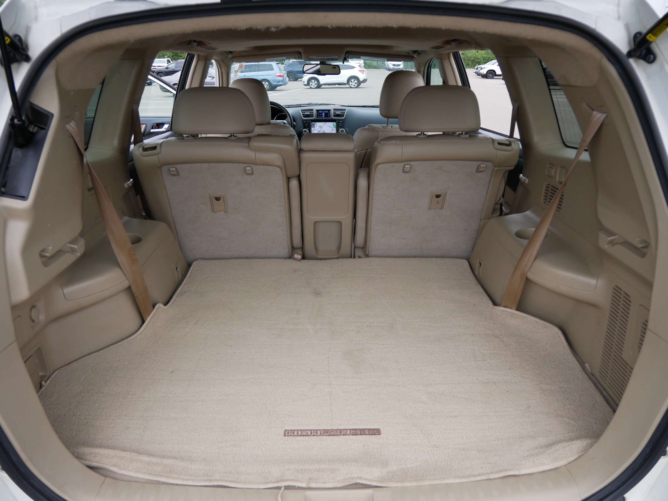 Used 2012 Toyota Highlander Limited w/ Tow Pkg AWD/4WD image 18