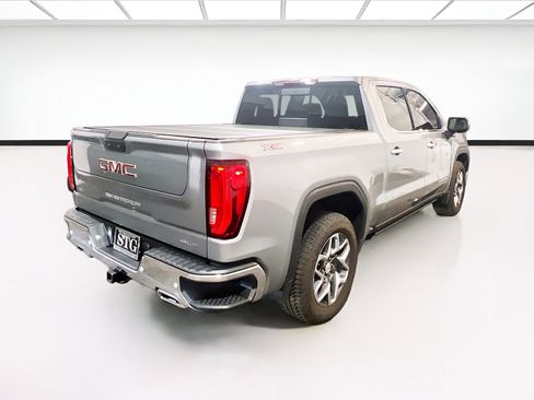 Used 2024 GMC Sierra 1500 SLT w/ SLT Premium Plus Package AWD/4WD image 4
