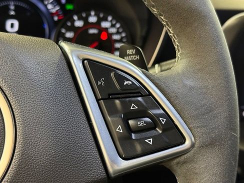 Used 2021 Chevrolet Camaro SS RWD image 36