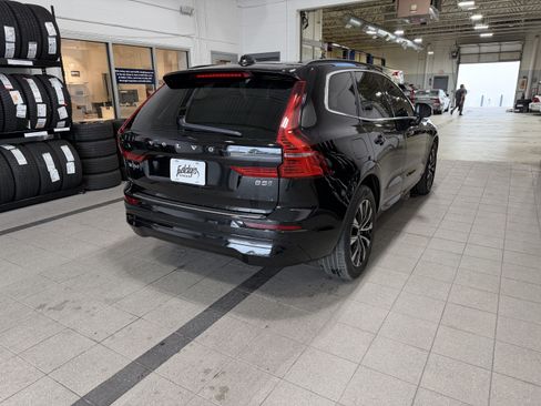 Used 2023 Volvo XC60 B5 Ultimate AWD/4WD image 9