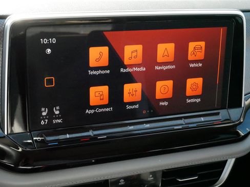 Used 2024 Volkswagen Atlas Peak Edition SE AWD/4WD image 22