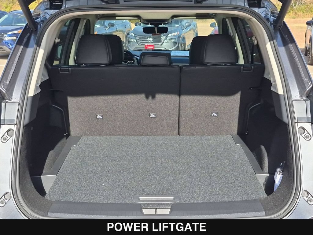New 2026 Nissan Rogue Dark Armor FWD image 27